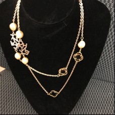 CHANEL  Ожерелье "Лого на  цепочке"