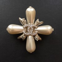 CHANEL Брошь "Мальтийский крест"