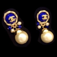 CHANEL Серьги синии с логотипом CHANEL Серьги синии с логотипом
