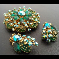 BEAUJEWELS Комплект винтажный - Брошь и серьги  "Зеленый"