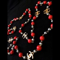 CHANEL Ожерелье длинное "Алые бусины" CHANEL Ожерелье длинное "Алые бусины"