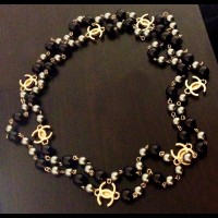 CHANEL  Ожерелье длинное "Черные бусины"