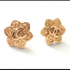 CHANEL Серьги "Золотой лого-цветок" CHANEL Серьги "Золотой лого-цветок"