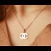 CHANEL Лого - кулон на цепочке. CHANEL Лого - кулон на цепочке.