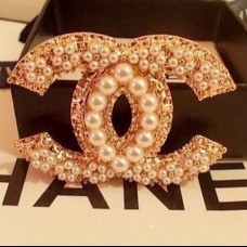 CHANEL Брошь "Логотип" CHANEL Брошь "Логотип"