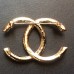 CHANEL Брошь "Логотип"-10 CHANEL Брошь "Логотип"-10