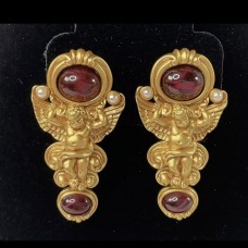 ELIZABETH TAYLOR Клипсы «Gilded Age Dangle Cherub» ELIZABETH TAYLOR Клипсы «Gilded Age Dangle Cherub»