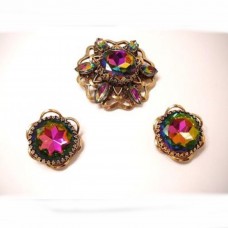 SCHIAPARELLI Комлект винтажный - брошь и клипсы. SCHIAPARELLI Комлект винтажный - брошь и клипсы.